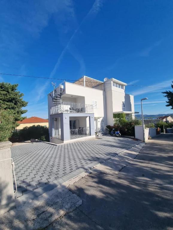 Matoc Apartments Murter Bagian luar foto